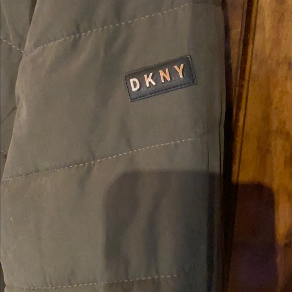 DKNY Heavy winter jacket - Picture 7 of 8